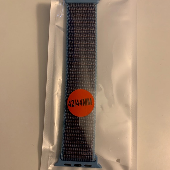 Apple Watch Nylon Band for 1/2/3/4/5 - 42/44 mm - Picture 2 of 2